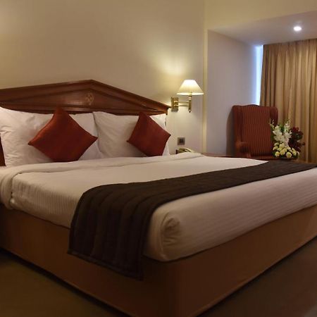 Hotel Sagar Plaza City Centre Πούνε Εξωτερικό φωτογραφία