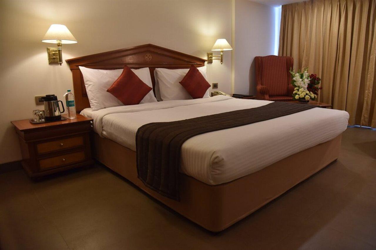 Hotel Sagar Plaza City Centre Πούνε Εξωτερικό φωτογραφία