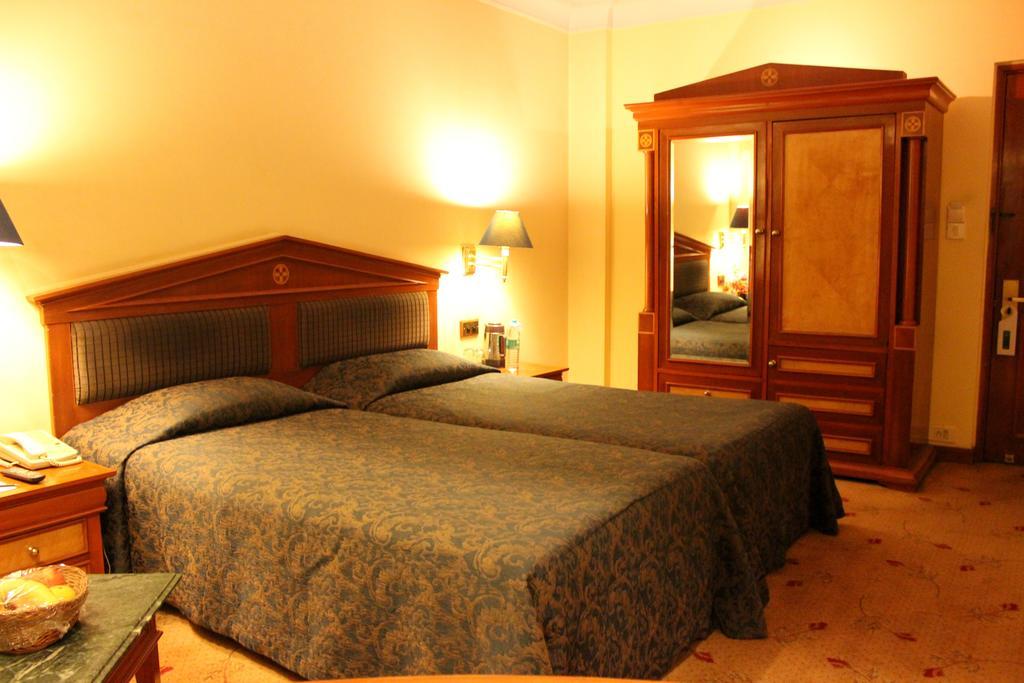 Hotel Sagar Plaza City Centre Πούνε Δωμάτιο φωτογραφία